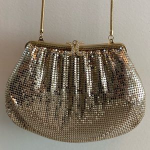 Vintage WHITING & DAVIS Gold Mesh Evening Handbag